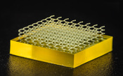 マイクロスプリングの3D造形　マイクロニードル　微細加工