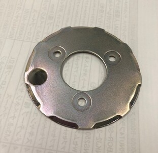 プレス加工から機械加工へ