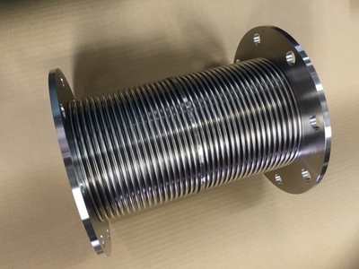 窒素ガスのプラント設備で使われる多層ベローズ