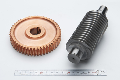 ネジ歯車:ウォームギヤ(worm gear)とウォームホイール