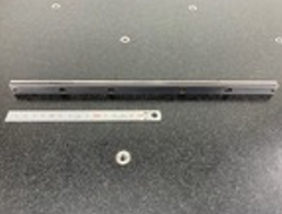 【ベトナム】　リニアガイド　レール加工 熱処理、研磨加工