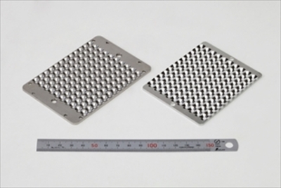 【最小穴径φ0.5mm】ジグ中ぐり盤による高精度ピッチの多孔加工