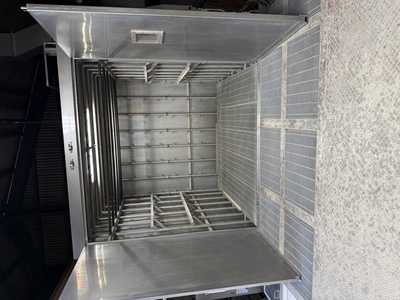 大型鋳物部品の防錆塗装