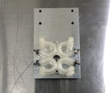 生産設備：３D吸着部品／３D吸着チャック板①【3Dプリンター製】【部品搬送】【ロボット】【ノズル】【ユニーク】【キズ防止】【吸着困難形状】【特殊形状】