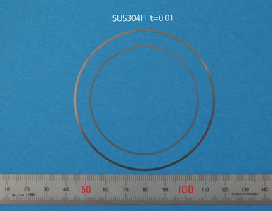 極薄シム・スペーサーの精密エッチング加工の実績と挑戦
