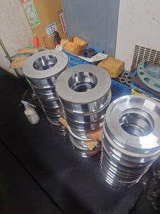 仕上がり加工・荒引加工・捨て引き加工　熱処理まで柔軟に対応致します。